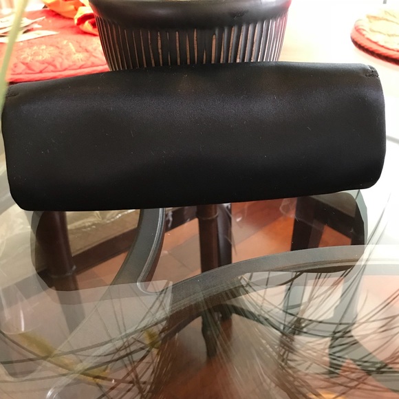 MAC Evening Clutch - Picture 2 of 8